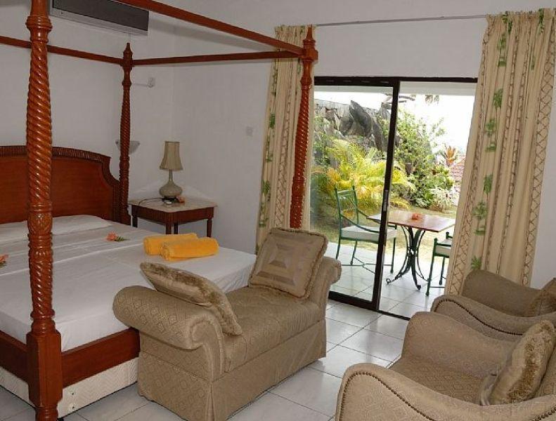 Edens Holiday Villas Port Glaud Room photo